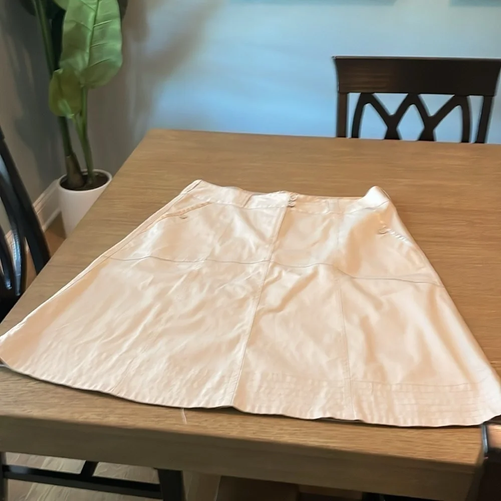 Bass size 12 mostly cotton  khaki skirt